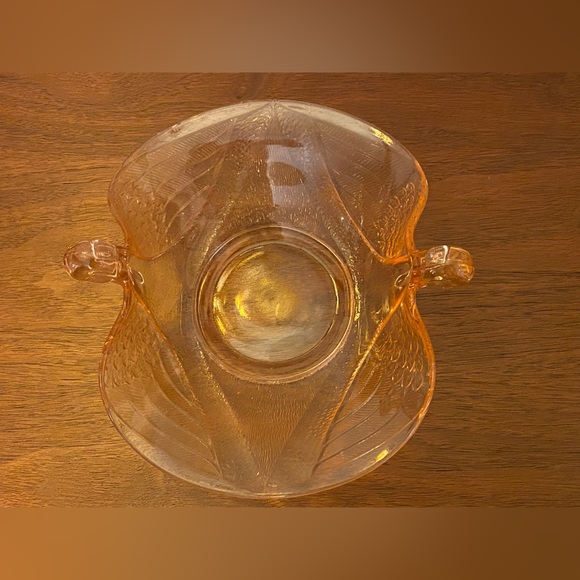 Depression Glass Pink Swan Dish - Picture 5 of 5